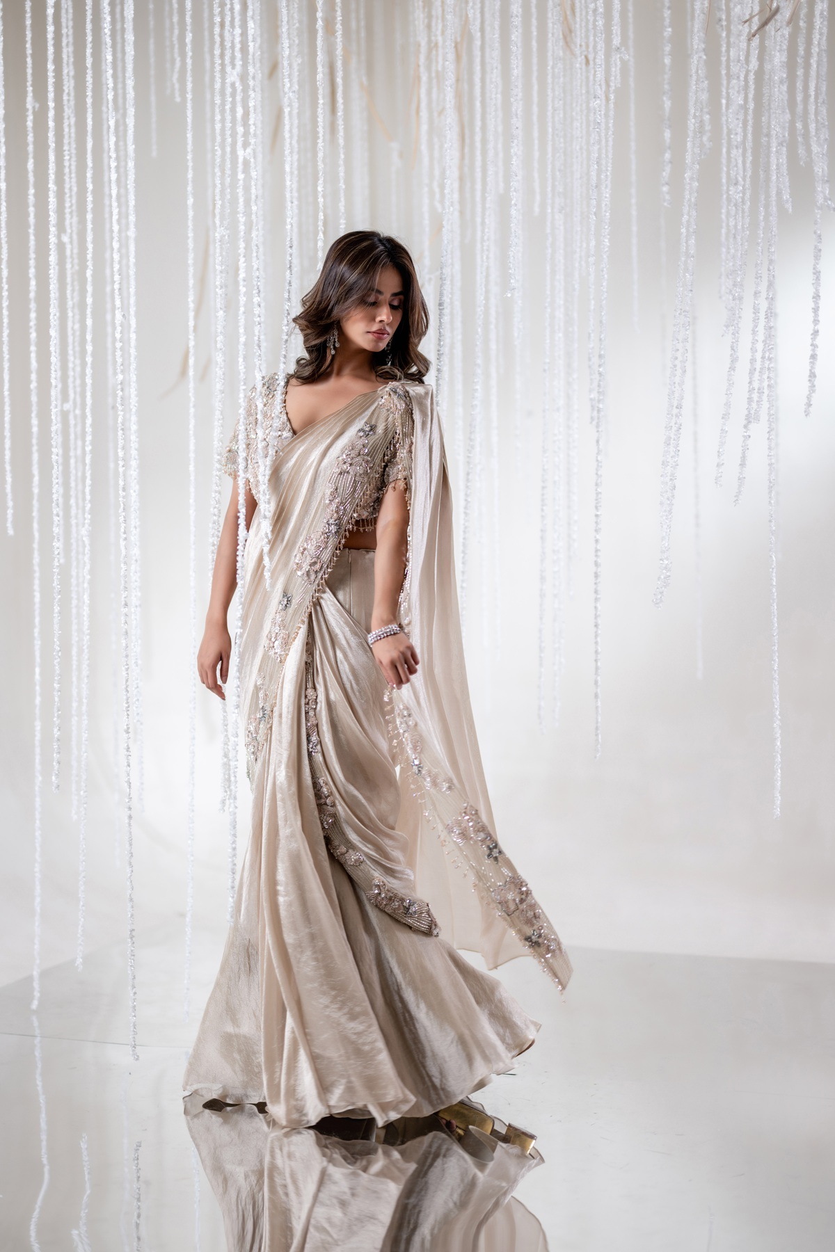 Soft Golden Story - Image 3